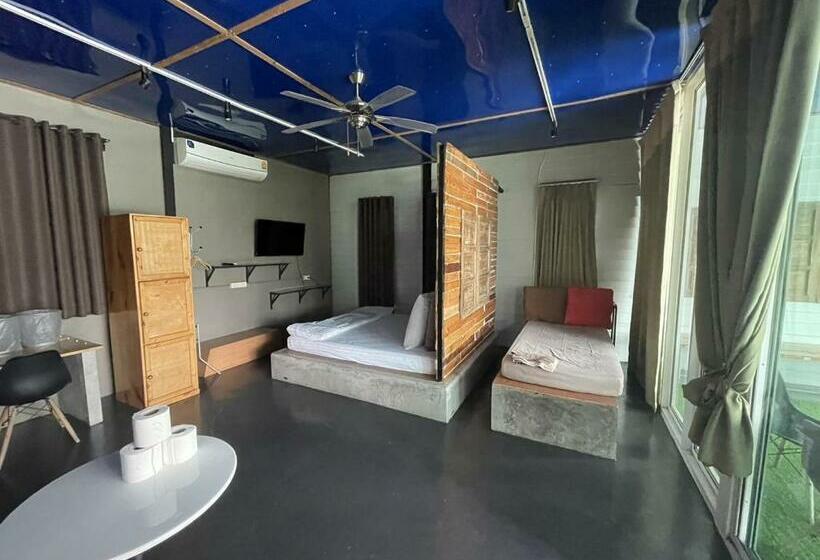 اتاق لوکس خانوادگی, B Samcook Home16