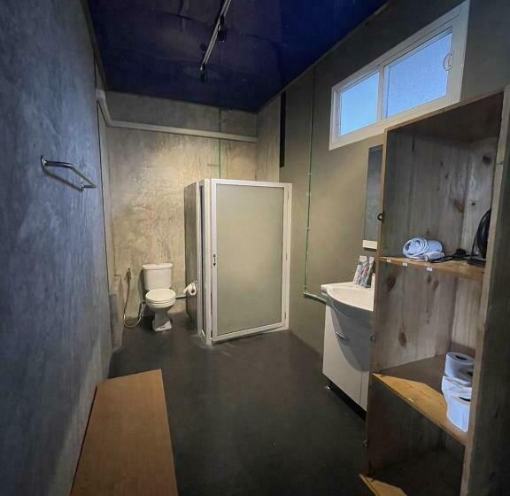 اتاق لوکس خانوادگی, B Samcook Home16