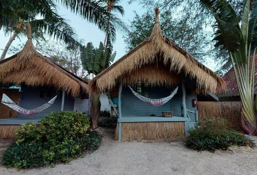 オーシャンビューのスタンダードバンガロー, Sea Love Beach Bar & Bungalows