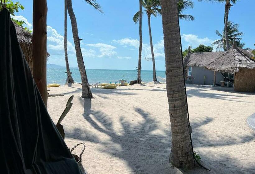 بانگلوی استاندارد با چشم‌انداز دریا, Sea Love Beach Bar & Bungalows