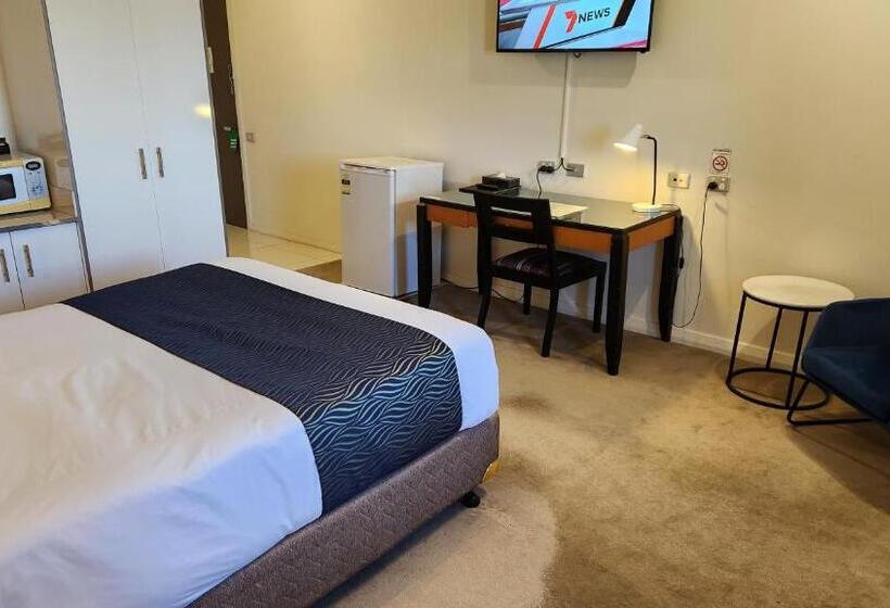 חדר סטנדרט מותאם לאדם עם מוגבלויות, The Grand Motel