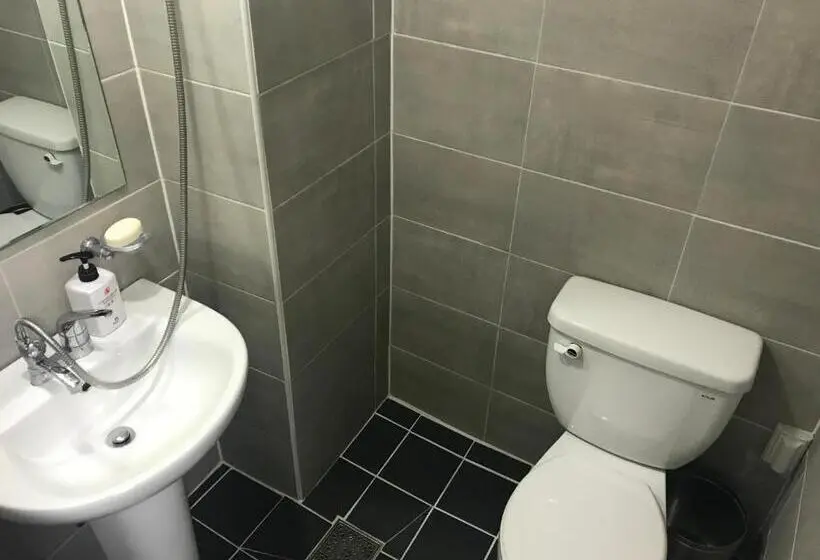 اتاق استاندارد, Hwarang Guesthouse