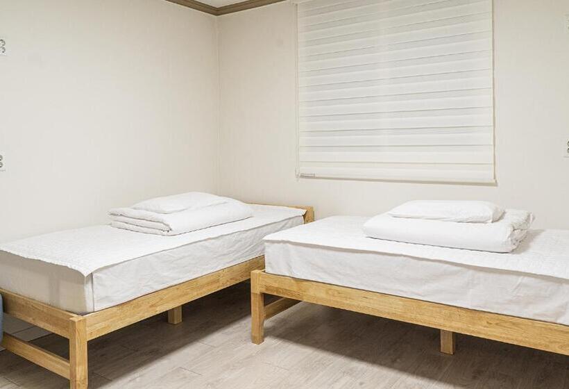 Quarto Estandar, Hwarang Guesthouse