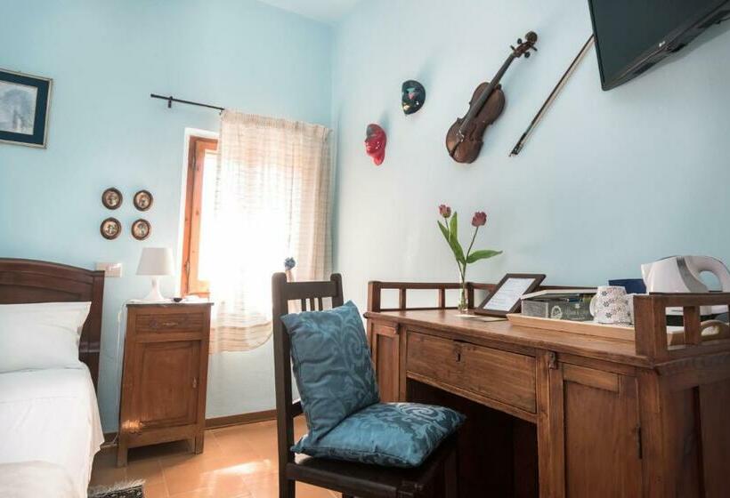 غرفة قياسية فردية, B&b Cantico Delle Creature