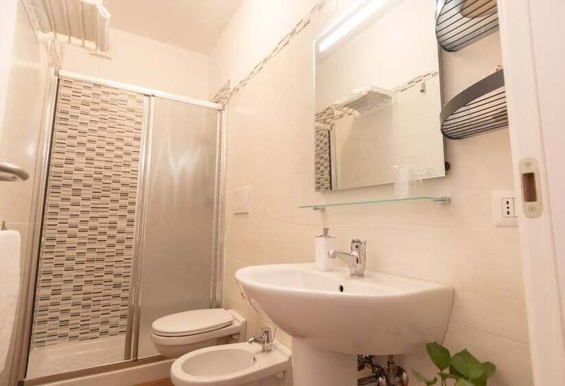 غرفة ديلوكس, B&b Cantico Delle Creature