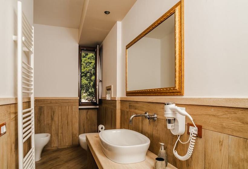 חדר דלוקס, Holiday Gli Archi