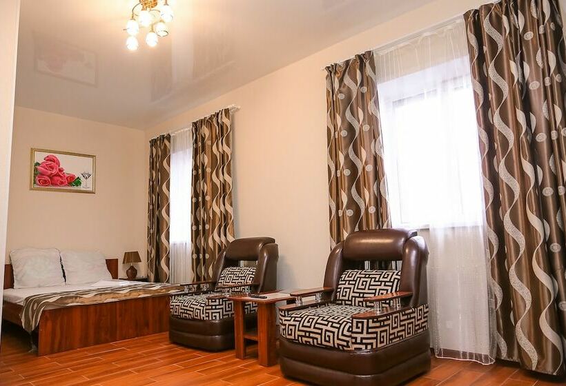 סוויטה, Anturage