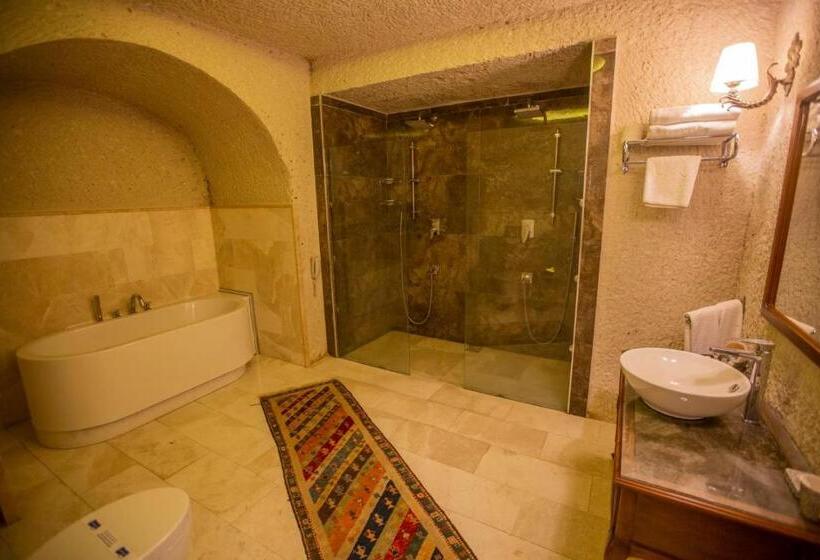 جناح جونيور, Artemis Cave Suites & Spa Adults Only