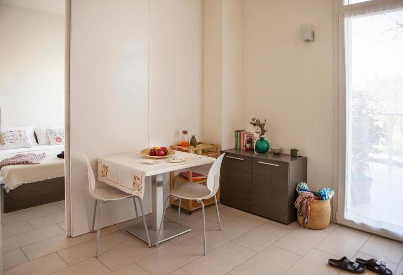 آپارتمان 1 خوابه با بالکن, Residence Sunrise Cesenatico