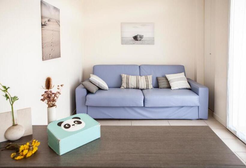 آپارتمان 1 خوابه با بالکن, Residence Sunrise Cesenatico