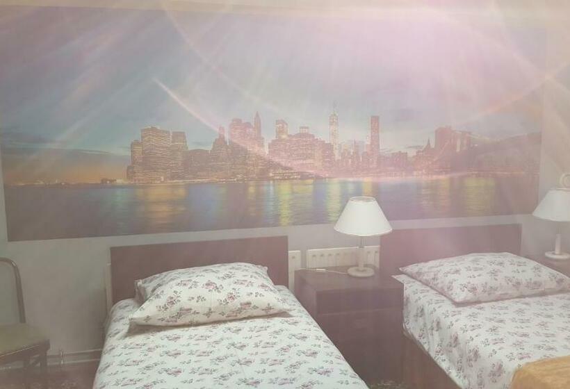 חדר סטנדרט, Restauracja Pustelnik