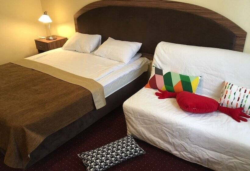 חדר משפחתי, Voyage