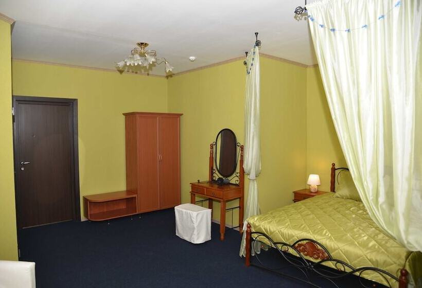 סוויטה, Voyage