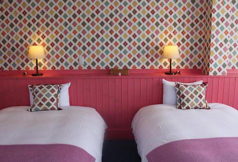 Family Suite, Wellies