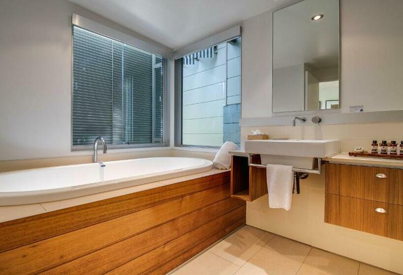 Апартаменты 3 Спальни, Noosa Residences