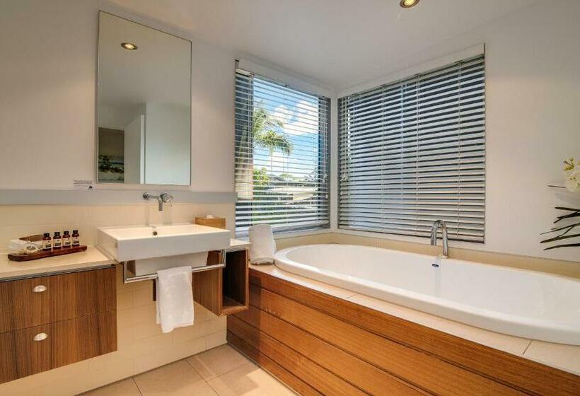 Апартаменты 3 Спальни, Noosa Residences