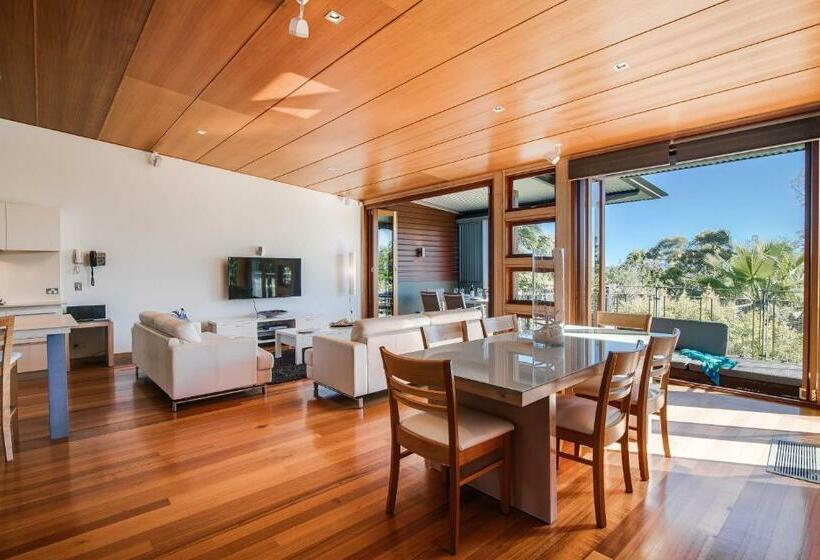 Апартаменты 3 Спальни, Noosa Residences