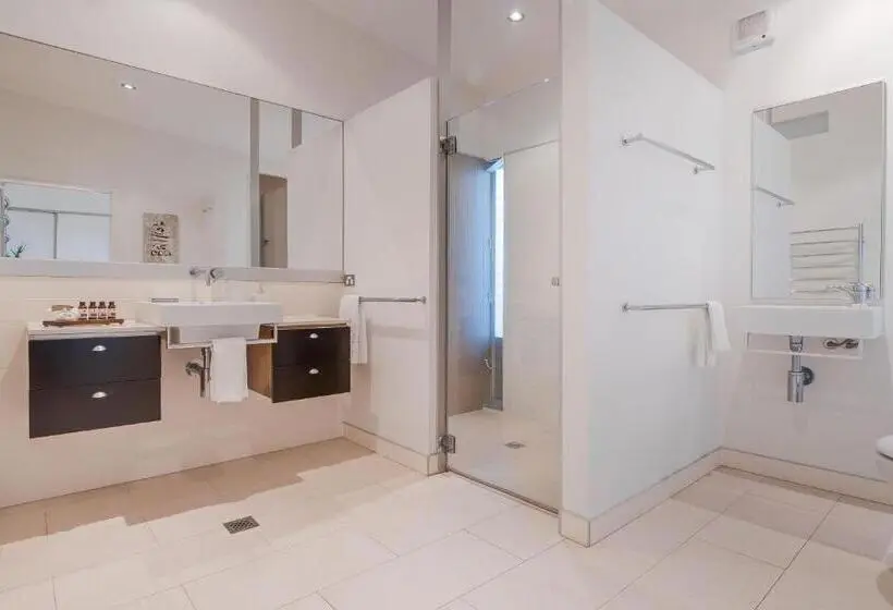 ویلای 1 خوابه با چشم‌انداز دریا, Noosa Residences