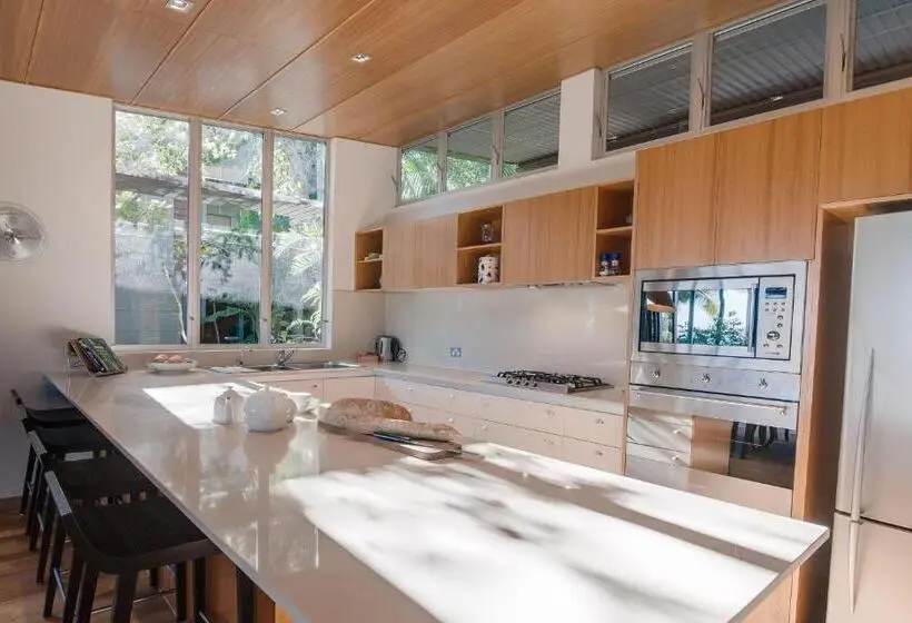 ویلای 1 خوابه با چشم‌انداز دریا, Noosa Residences