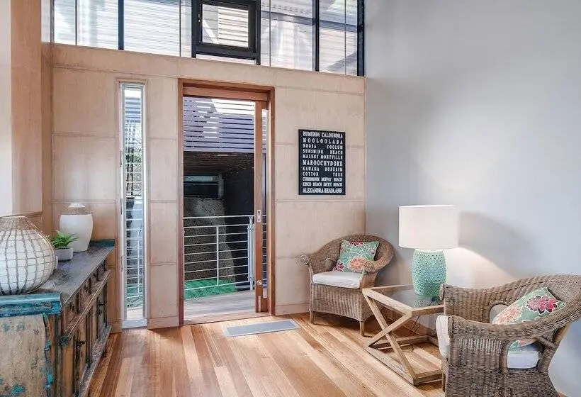 ویلا دلوکس 2 خوابه, Noosa Residences