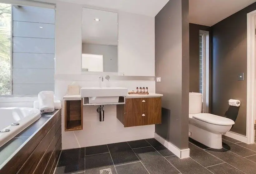 ویلا دلوکس 2 خوابه, Noosa Residences