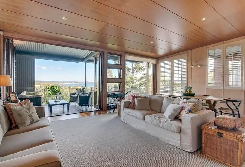 ویلا دلوکس 2 خوابه, Noosa Residences