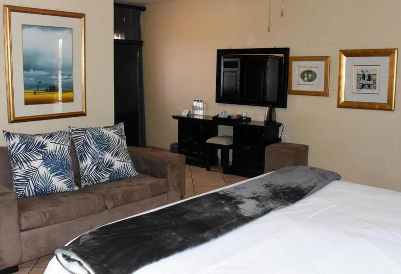 Семейный Номер, Batter Boys Guest House