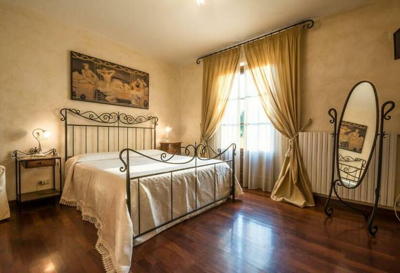 اتاق سوپریور با بالکن, B&b Maesta  Di Cudino