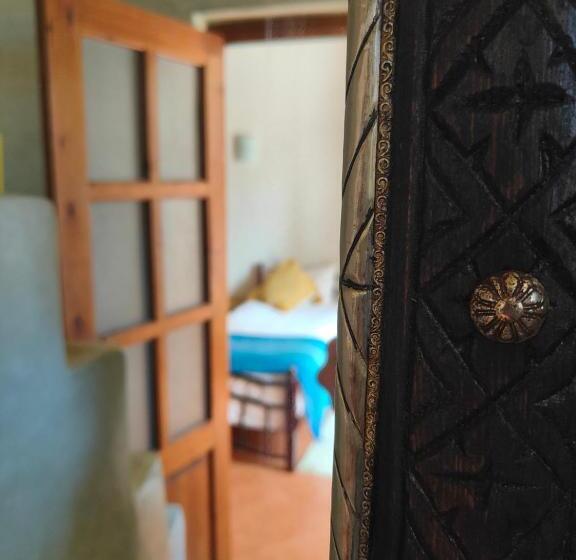 سوییت جونیور, Riad Eucalyptus