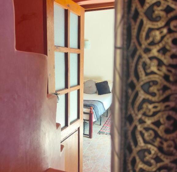 اتاق استاندارد سه نفره, Riad Eucalyptus