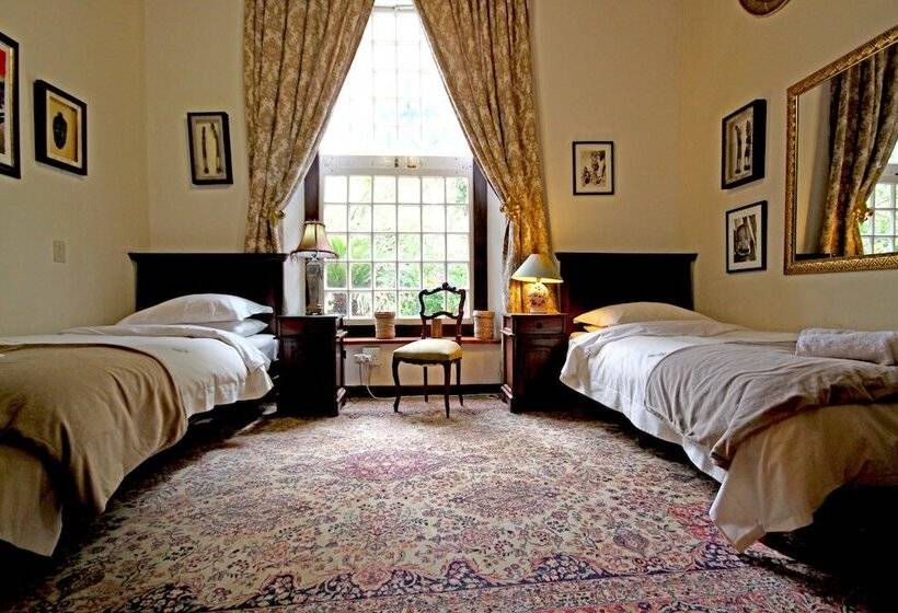 غرفة قياسية, Wittedrift Manor House