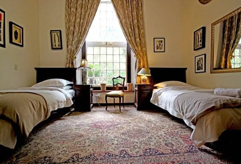 スタンダードルーム, Wittedrift Manor House