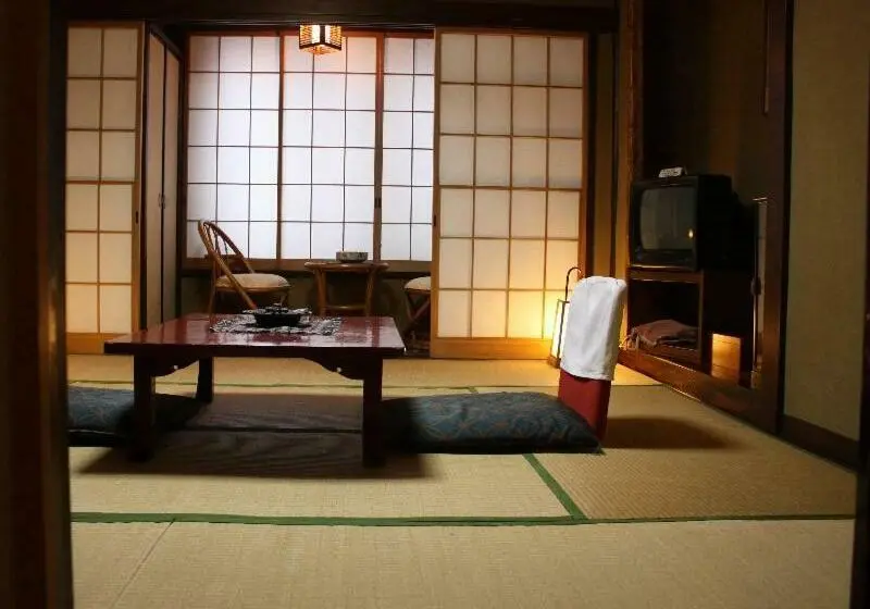 バス共有のスタンダードルーム, Yugawara Onsen Ryokan Uohan