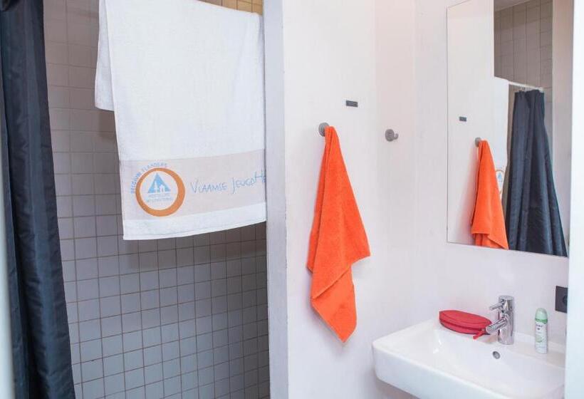 اتاق استاندارد, Antwerp Central Youth Hostel