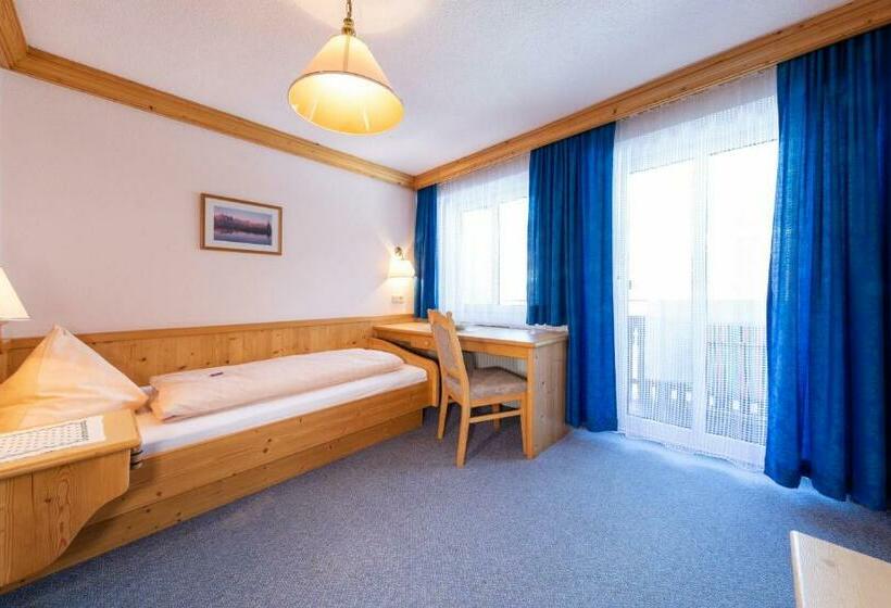 标准单人间, Alpenhof