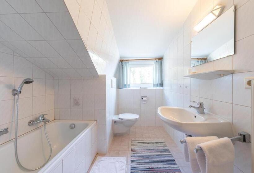 带阳台套房, Alpenhof