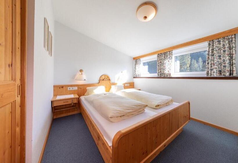 带阳台套房, Alpenhof