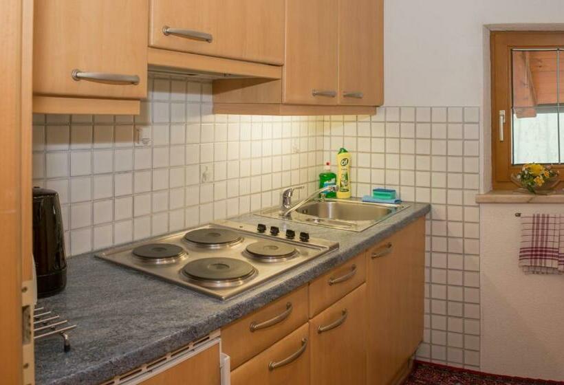 Apartamento 1 Dormitório com Sacada, Kreuzhof Seefeld