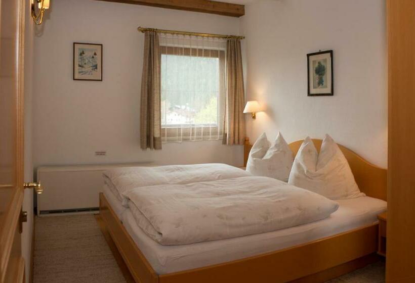 Apartamento 2 Quartos com Varanda, Kreuzhof Seefeld
