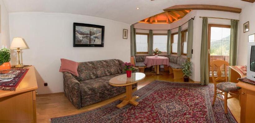 Apartament 2 Dormitoris amb Balconada, Kreuzhof Seefeld