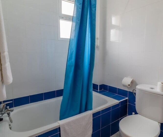 Номер Стандарт Трехместный, Las Errizas By Vivere Stays