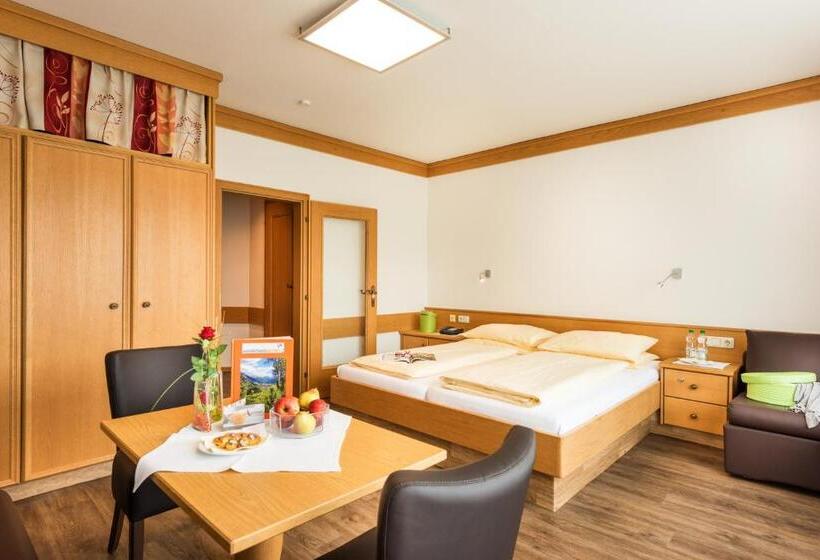 디럭스 룸, Alpenhof