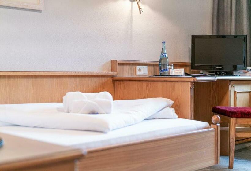 غرفة قياسية فردية, Burghotel Alpenglühn