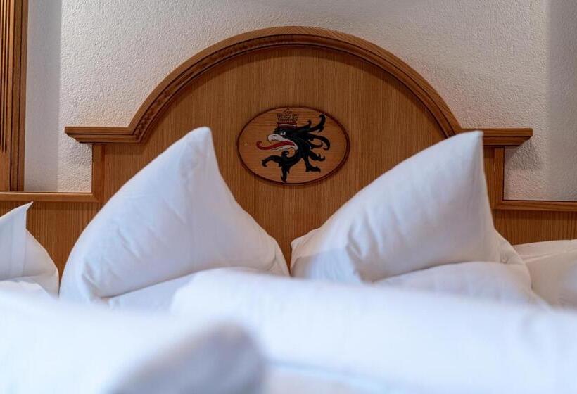 اتاق استاندارد با بالکن, Burghotel Alpenglühn