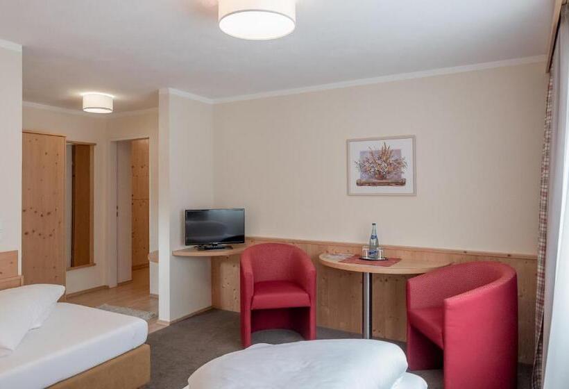 スタンダードルーム, Burghotel Alpenglühn