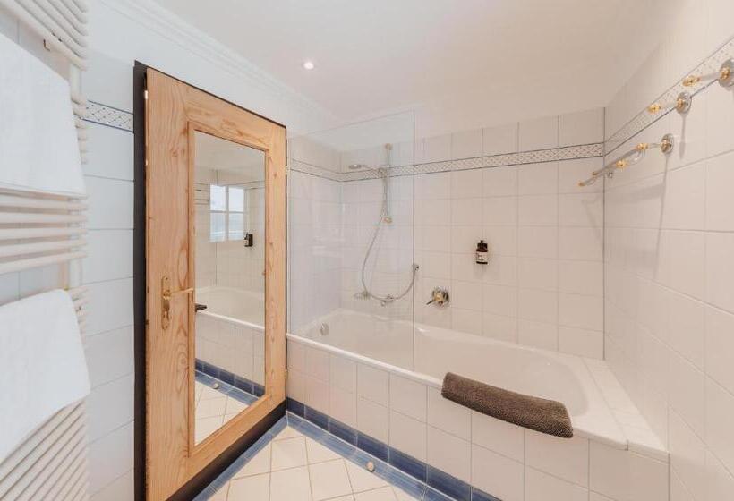 غرفة ديلوكس, Lü   Adults Only