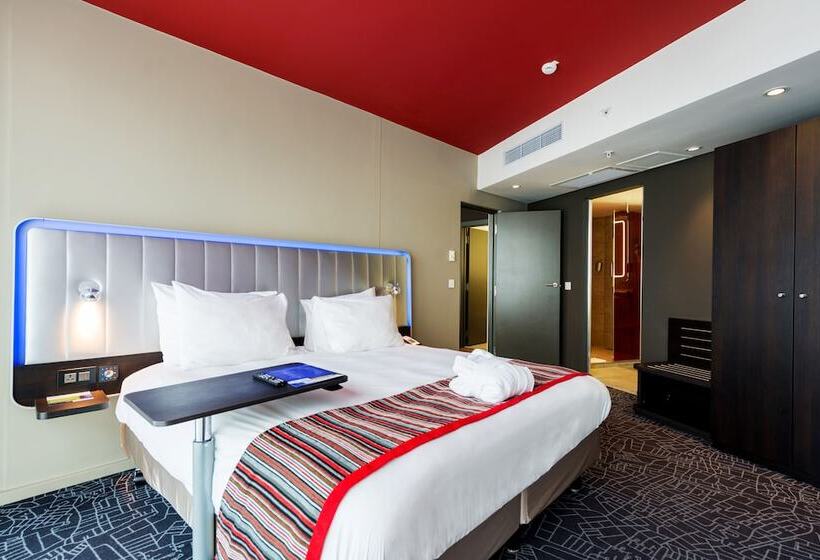 سوییت با چشمانداز دریا, Park Inn By Radisson Libreville