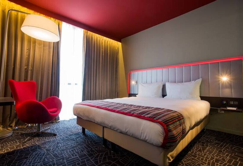 سوییت با چشمانداز دریا, Park Inn By Radisson Libreville