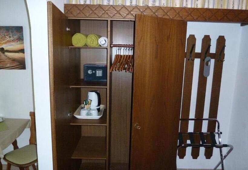 ベーシックルーム, Pension Schöne Aussicht