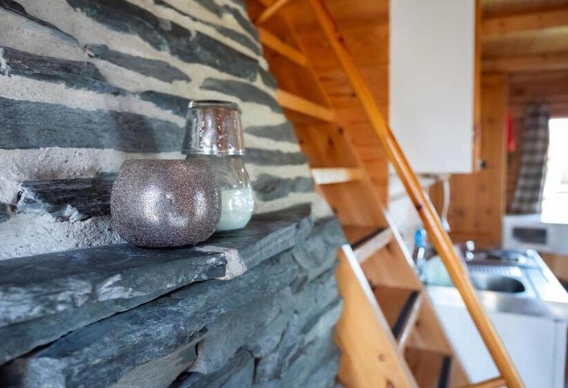 샬레, Ik Hotel & Camping